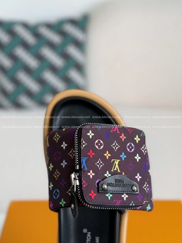 「#4559」LOUIS VUITTON x MURAKAMI Leather Flip Flops - Image 9