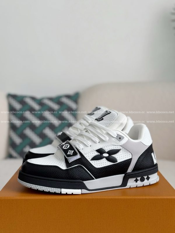 「#4634」LOUIS VUITTON TRAINER SNEAKERS - Image 2