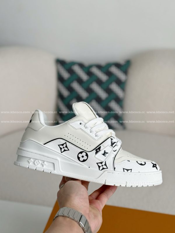 「#4636」LOUIS VUITTON TRAINER SNEAKERS - Image 6