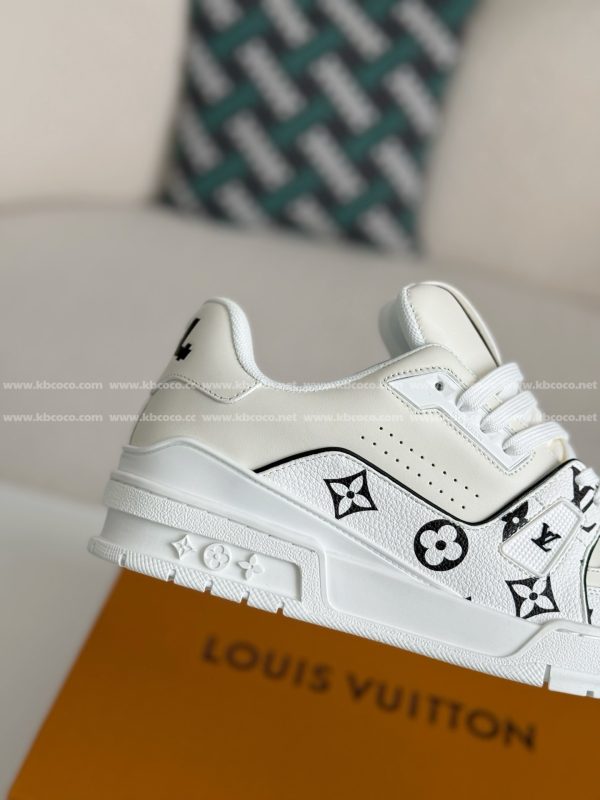 「#4636」LOUIS VUITTON TRAINER SNEAKERS - Image 7