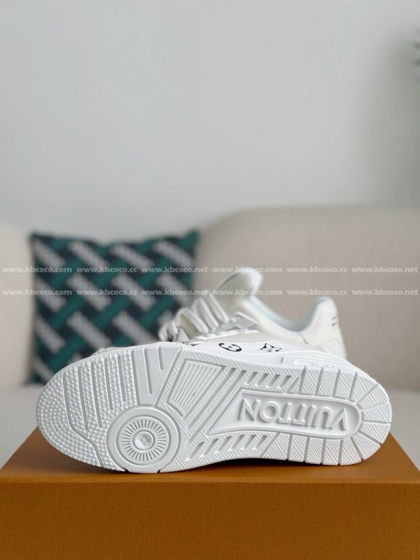 「#4636」LOUIS VUITTON TRAINER SNEAKERS - Image 5