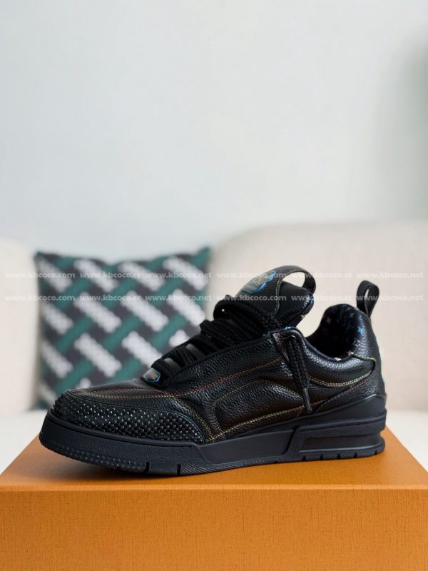 「#4629」LOUIS VUITTON SKATE LOW-TOP SNEAKERS - Image 4