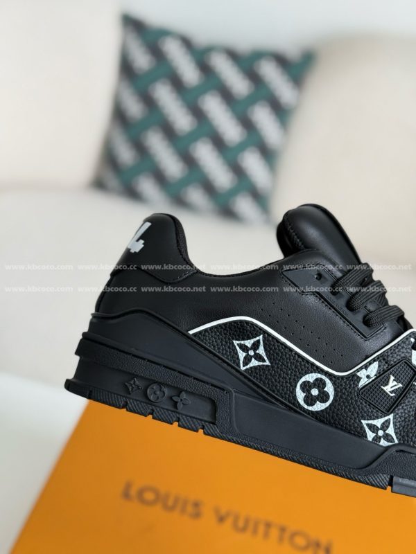 「#4639」LOUIS VUITTON TRAINER SNEAKERS - Image 7