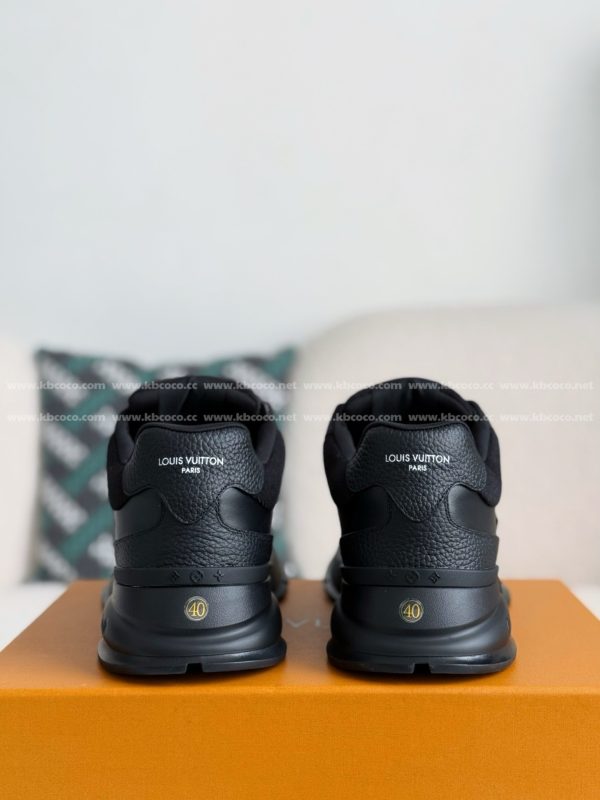 「#4640」LOUIS VUITTON 2025 Autumn And Winter Series Classic Leather Casual Shoes - Image 3
