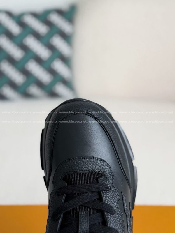 「#4640」LOUIS VUITTON 2025 Autumn And Winter Series Classic Leather Casual Shoes - Image 8