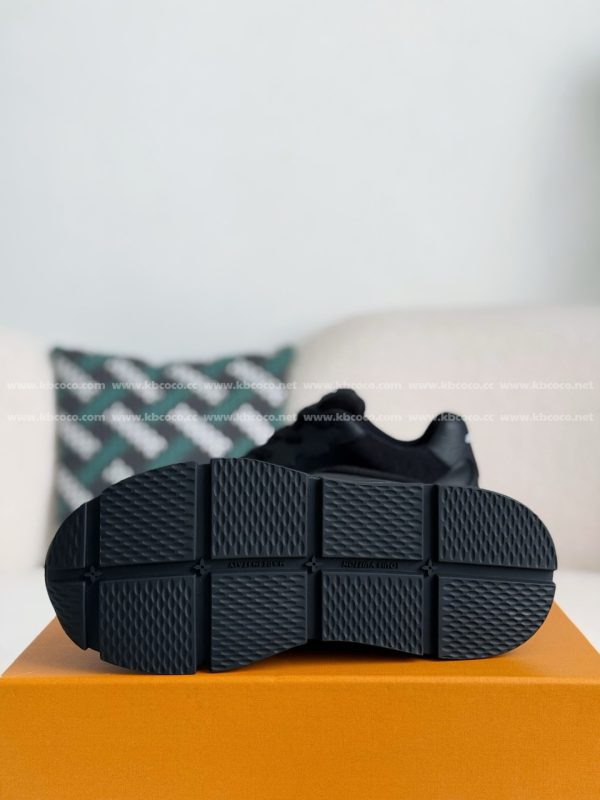 「#4640」LOUIS VUITTON 2025 Autumn And Winter Series Classic Leather Casual Shoes - Image 5