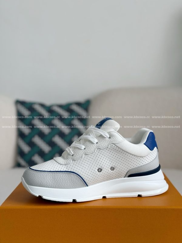 「#4641」LOUIS VUITTON 2025 Autumn And Winter Series Classic Leather Casual Shoes - Image 4