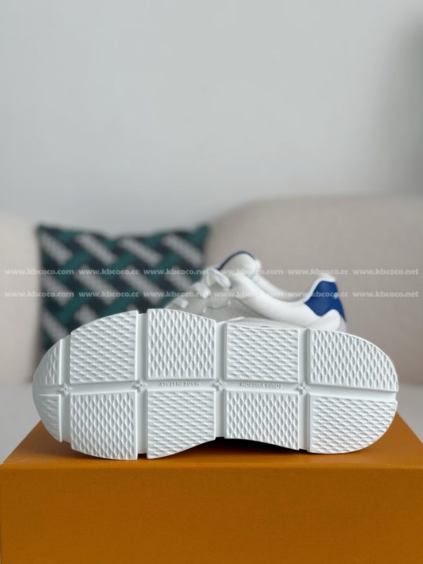 「#4641」LOUIS VUITTON 2025 Autumn And Winter Series Classic Leather Casual Shoes - Image 5