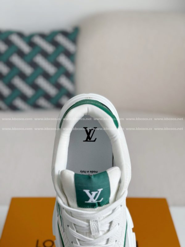「#4642」LOUIS VUITTON 2025 Autumn And Winter Series Classic Leather Casual Shoes - Image 9