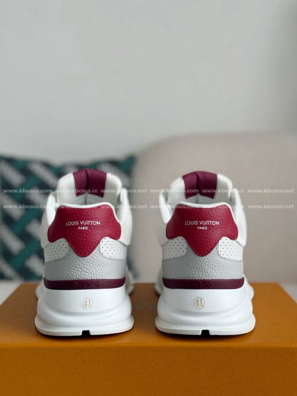 「#4643」LOUIS VUITTON 2025 Autumn And Winter Series Classic Leather Casual Shoes - Image 3