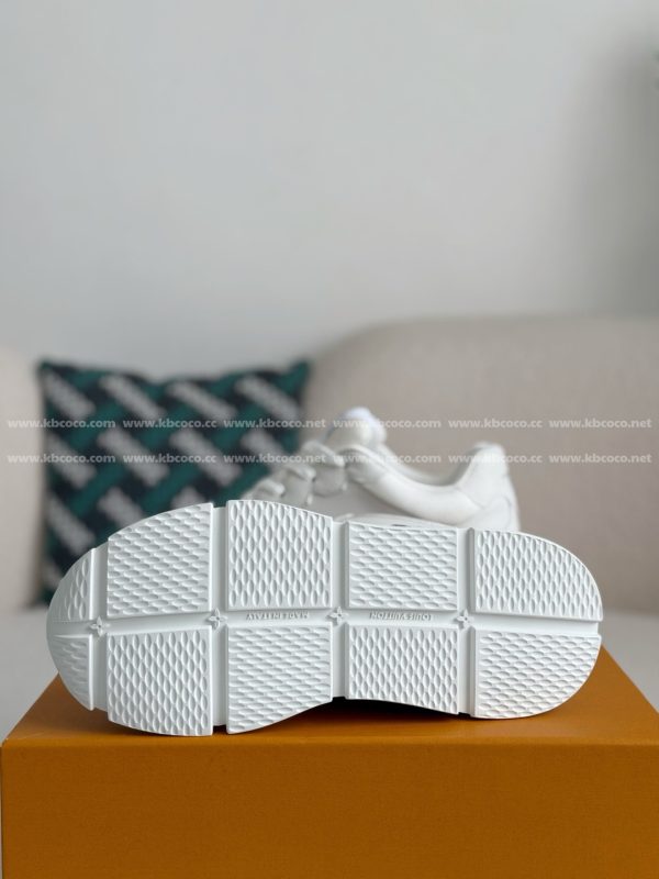 「#4644」LOUIS VUITTON 2025 Autumn And Winter Series Classic Leather Casual Shoes - Image 5