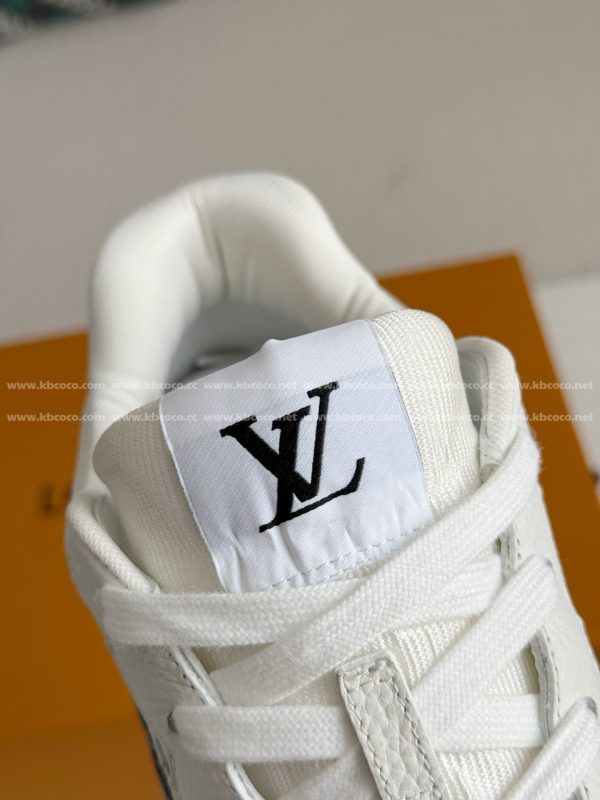 「#4644」LOUIS VUITTON 2025 Autumn And Winter Series Classic Leather Casual Shoes - Image 10