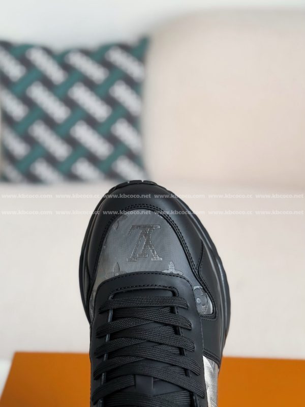 「#4669」LOUIS VUITTON RUN AWAY CASUAL SHOES - Image 9