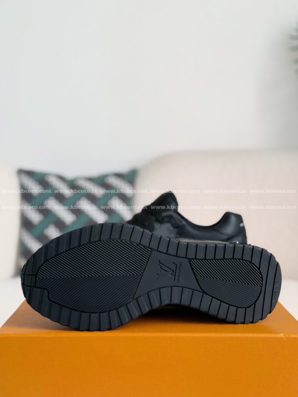 「#4669」LOUIS VUITTON RUN AWAY CASUAL SHOES - Image 5