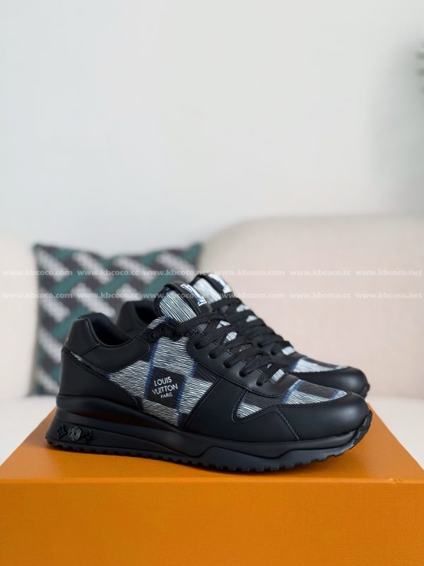 「#4670」LOUIS VUITTON RUN AWAY CASUAL SHOES