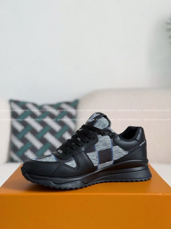 「#4670」LOUIS VUITTON RUN AWAY CASUAL SHOES - Image 4