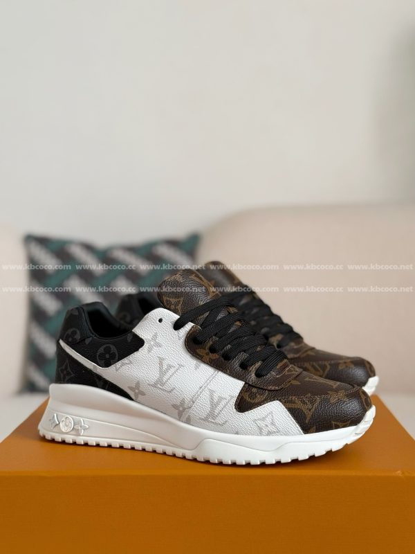 「#4671」LOUIS VUITTON RUN AWAY CASUAL SHOES