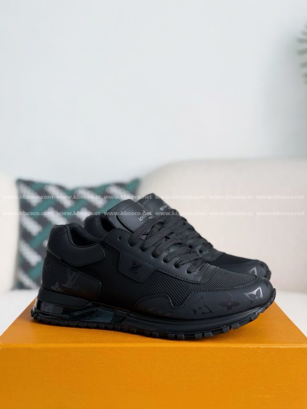 「#4677」LOUIS VUITTON RUN AWAY CASUAL SHOES