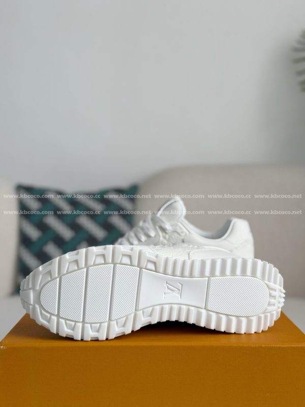 「#4678」LOUIS VUITTON RUN AWAY CASUAL SHOES - Image 5