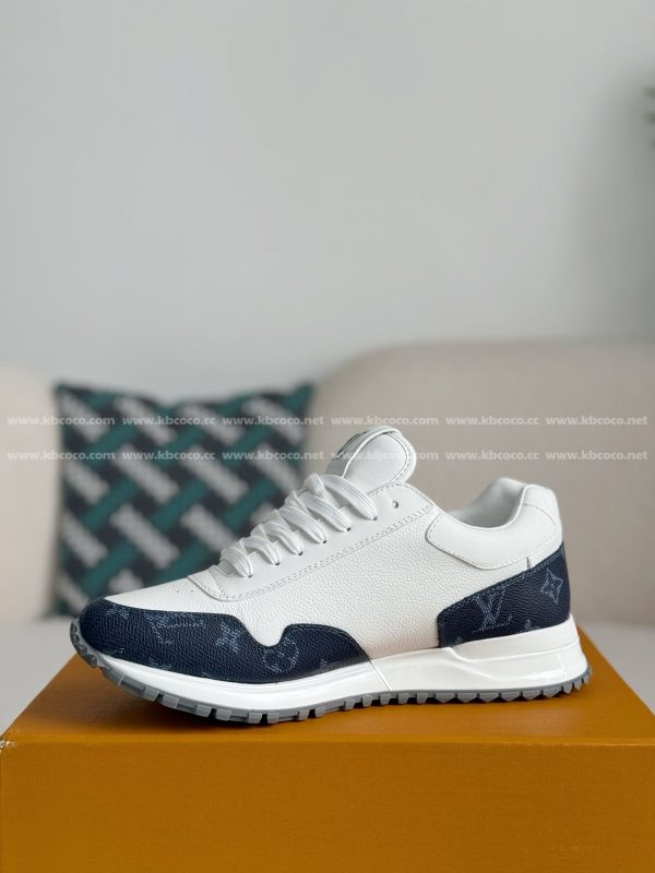 「#4679」LOUIS VUITTON RUN AWAY CASUAL SHOES - Image 4