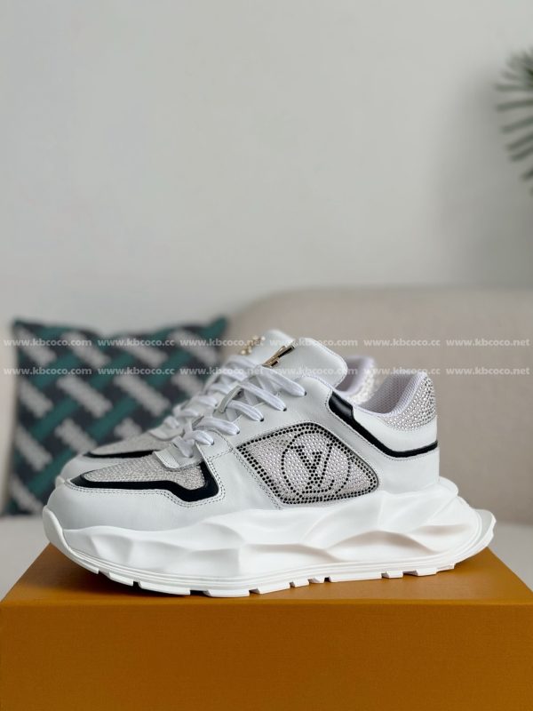 「#5076」LOUIS VUITTON CASUAL SPORTS SHOES - Image 2