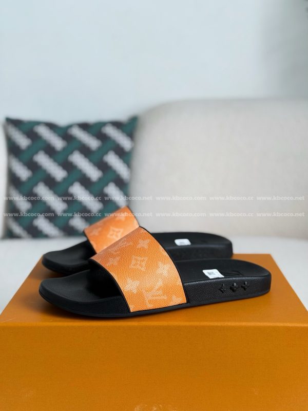 「#5118」LOUIS VUITTON SLIPPERS - Image 2
