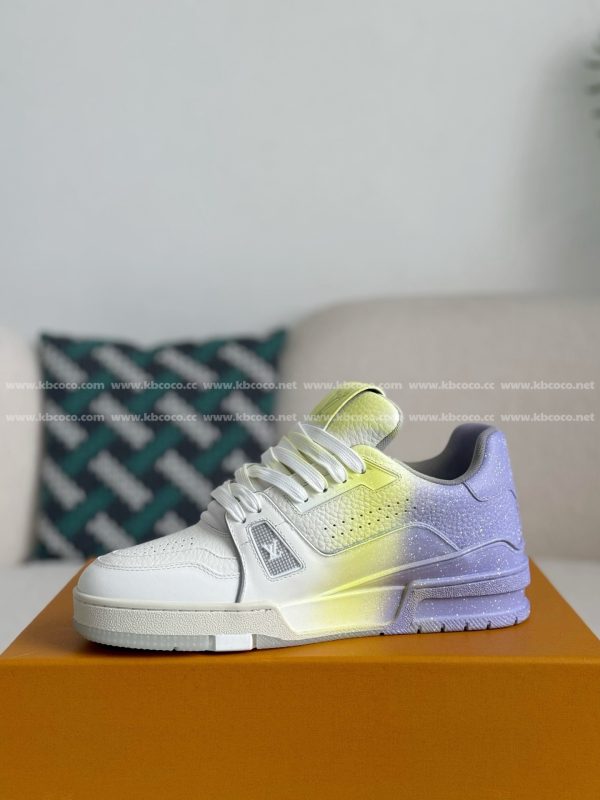 「#5196」LOUIS VUITTON TRAINER SNEAKERS - Image 4