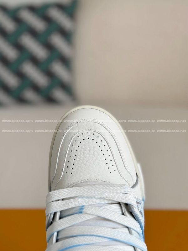 「#5199」LOUIS VUITTON TRAINER SNEAKERS - Image 9