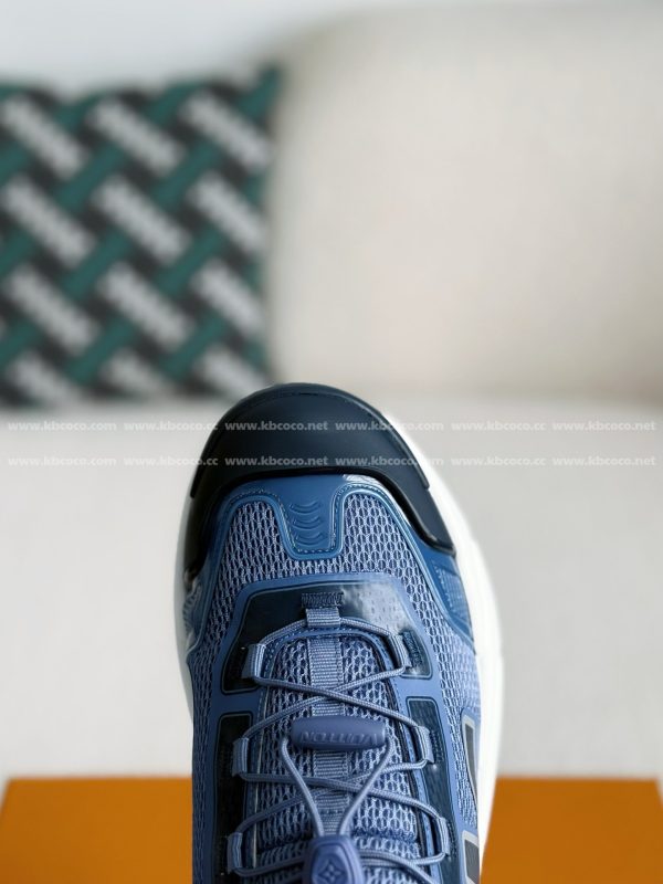 「#5227」LOUIS VUITTON RUNNER TATIC CASUAL SHOES - Image 9
