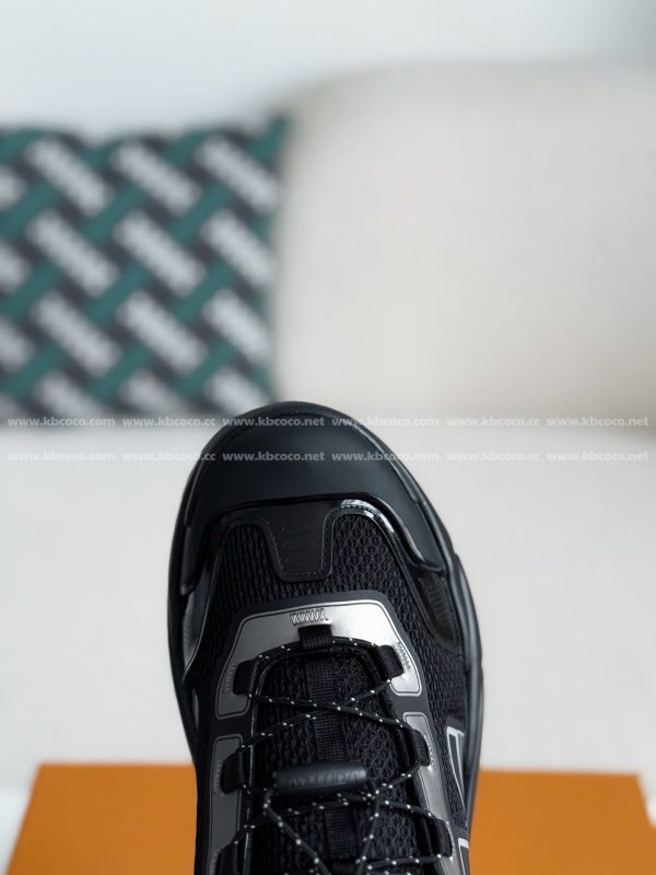 「#5229」LOUIS VUITTON RUNNER TATIC CASUAL SHOES - Image 9
