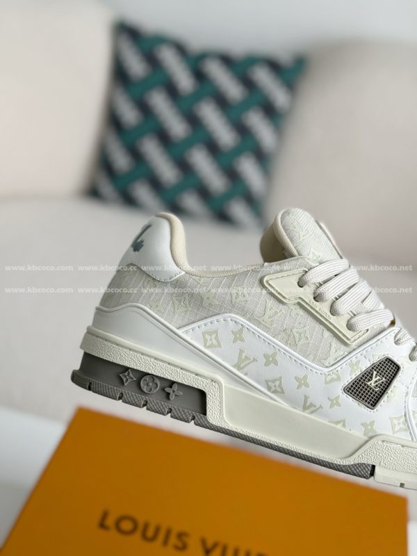 「#5259」LOUIS VUITTON TRAINER SNEAKERS - Image 7