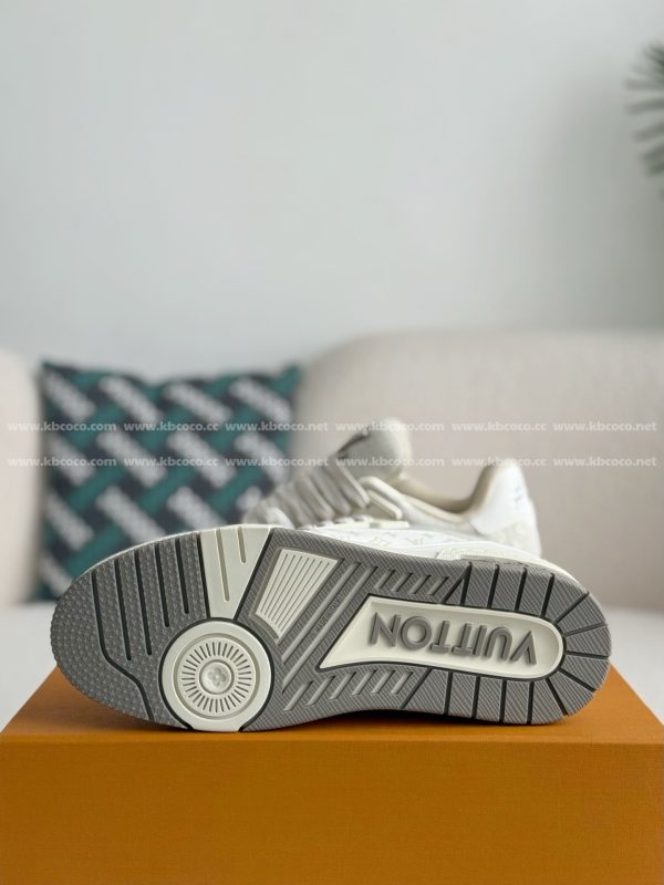 「#5259」LOUIS VUITTON TRAINER SNEAKERS - Image 5