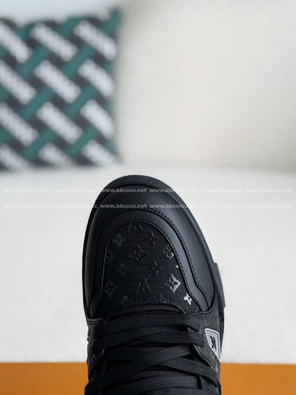 「#5260」LOUIS VUITTON TRAINER SNEAKERS - Image 8