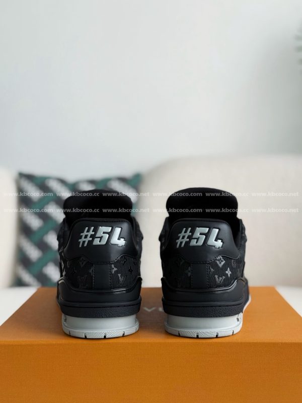 「#5260」LOUIS VUITTON TRAINER SNEAKERS - Image 3
