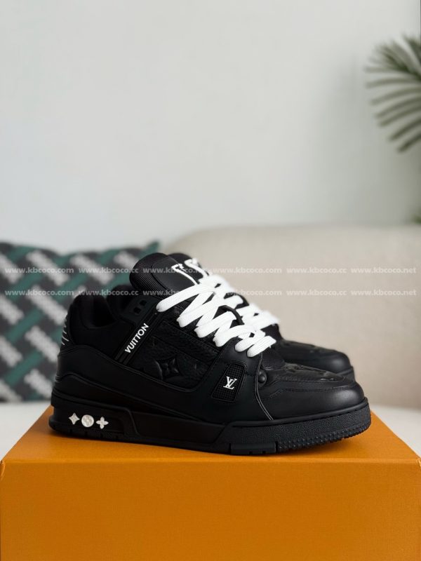 「#707」LOUIS VUITTON TRAINER Sneakers