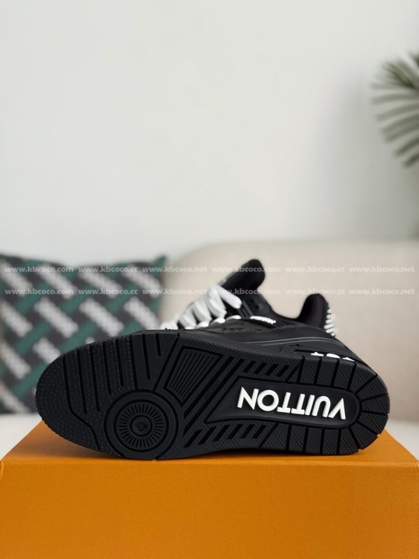 「#707」LOUIS VUITTON TRAINER Sneakers - Image 4
