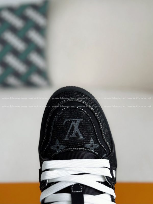 「#4635」LOUIS VUITTON TRAINER SNEAKERS - Image 9