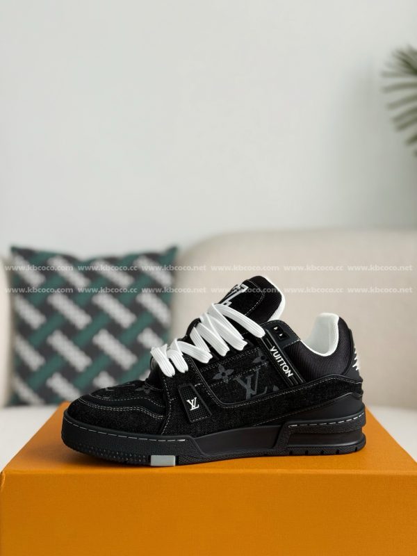 「#4635」LOUIS VUITTON TRAINER SNEAKERS - Image 4