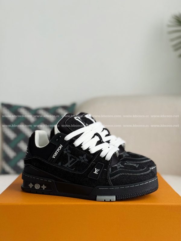 「#4635」LOUIS VUITTON TRAINER SNEAKERS