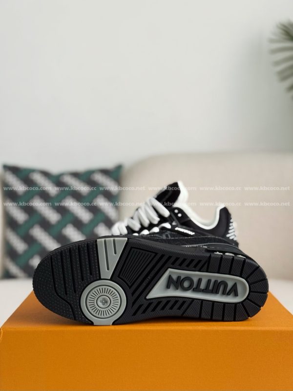 「#4635」LOUIS VUITTON TRAINER SNEAKERS - Image 5