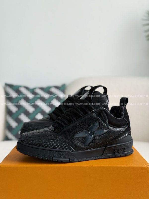 「#4015」LOUIS VUITTON SKATE LOW-TOP SNEAKERS - Image 2