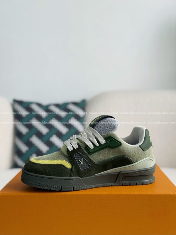 「#5280」LOUIS VUITTON TRAINER SNEAKERS - Image 4