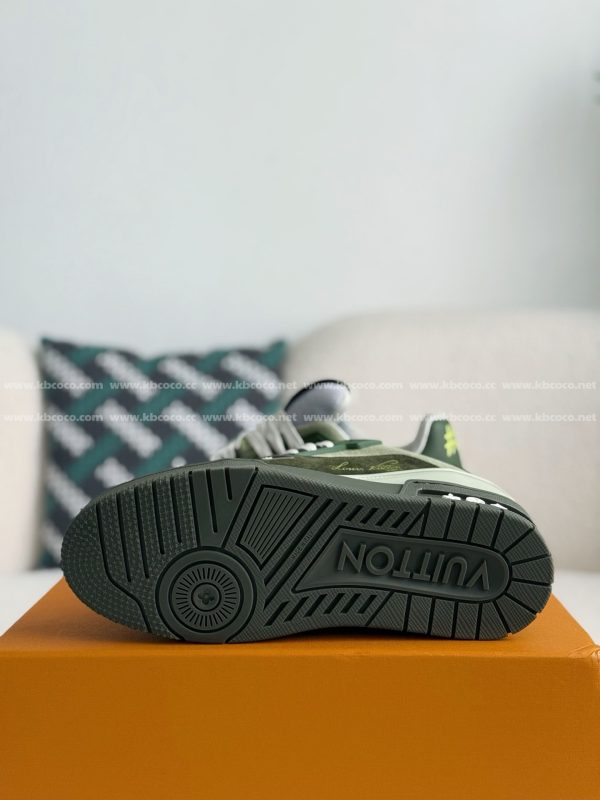 「#5280」LOUIS VUITTON TRAINER SNEAKERS - Image 5