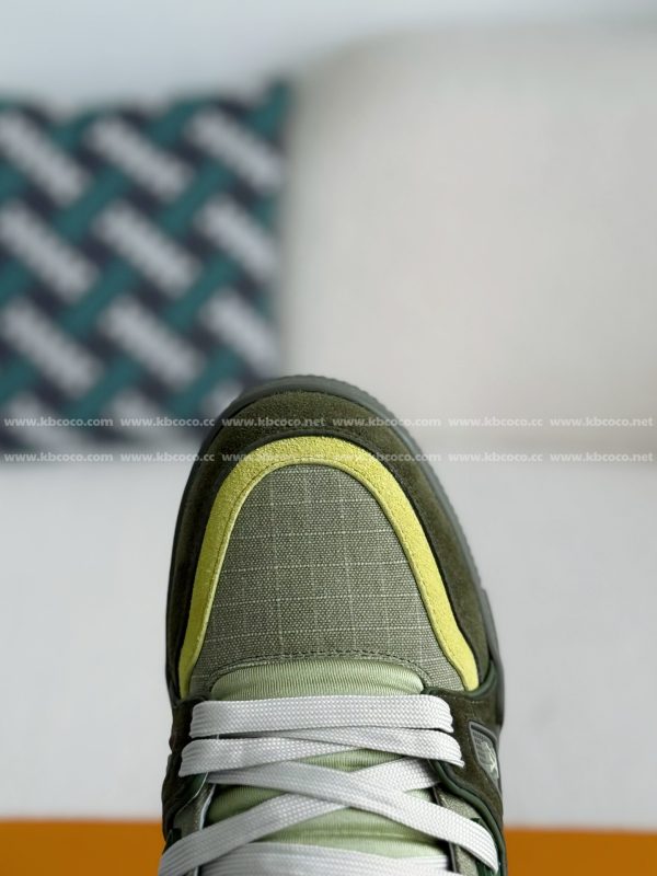 「#5280」LOUIS VUITTON TRAINER SNEAKERS - Image 9