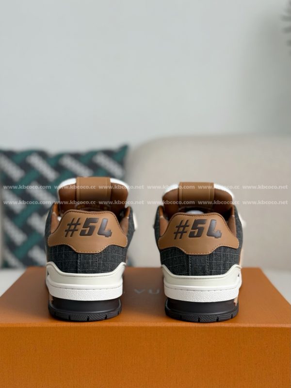「#5285」LOUIS VUITTON TRAINER SNEAKERS - Image 3