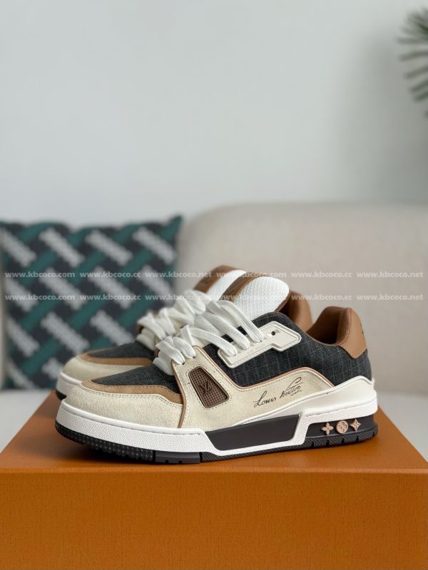 「#5285」LOUIS VUITTON TRAINER SNEAKERS - Image 2