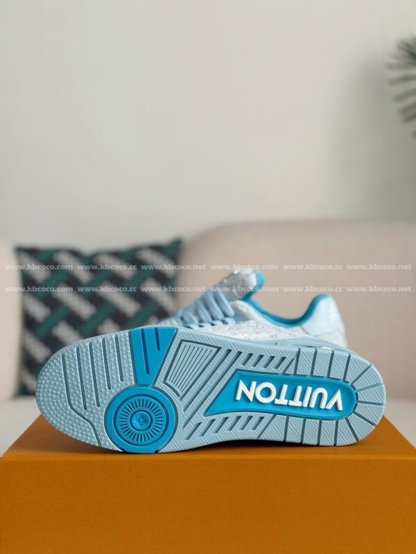 「#2949」LOUIS VUITTON SNEAKERS - Image 5