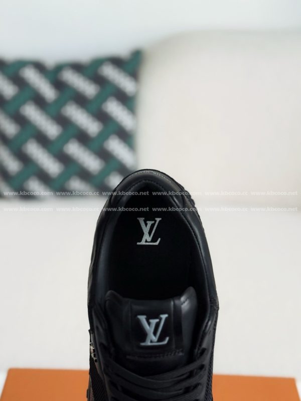 「#5391」LOUIS VUITTON RUN AWAY CASUAL SHOES - Image 8