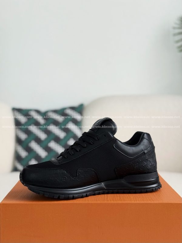 「#5391」LOUIS VUITTON RUN AWAY CASUAL SHOES - Image 4