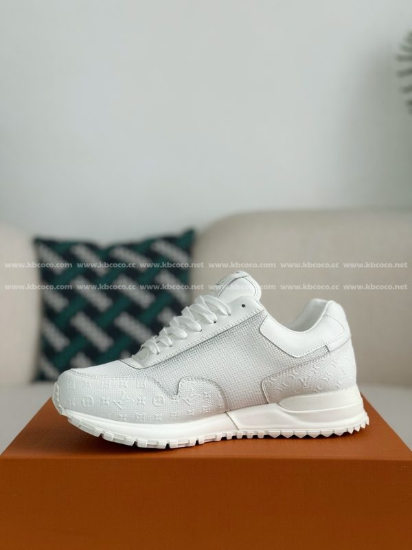「#5392」LOUIS VUITTON RUN AWAY CASUAL SHOES - Image 4